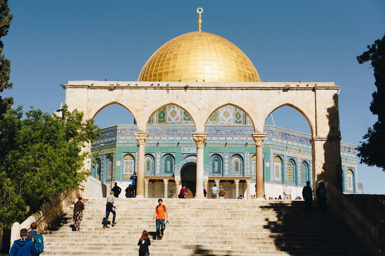 Do You Need an eSIM to Travel in the Middle East Safely?